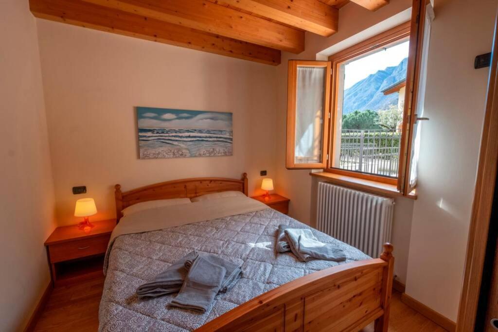 Happy Guest Apartments - Feel The Lake Riva di Solto Exteriör bild